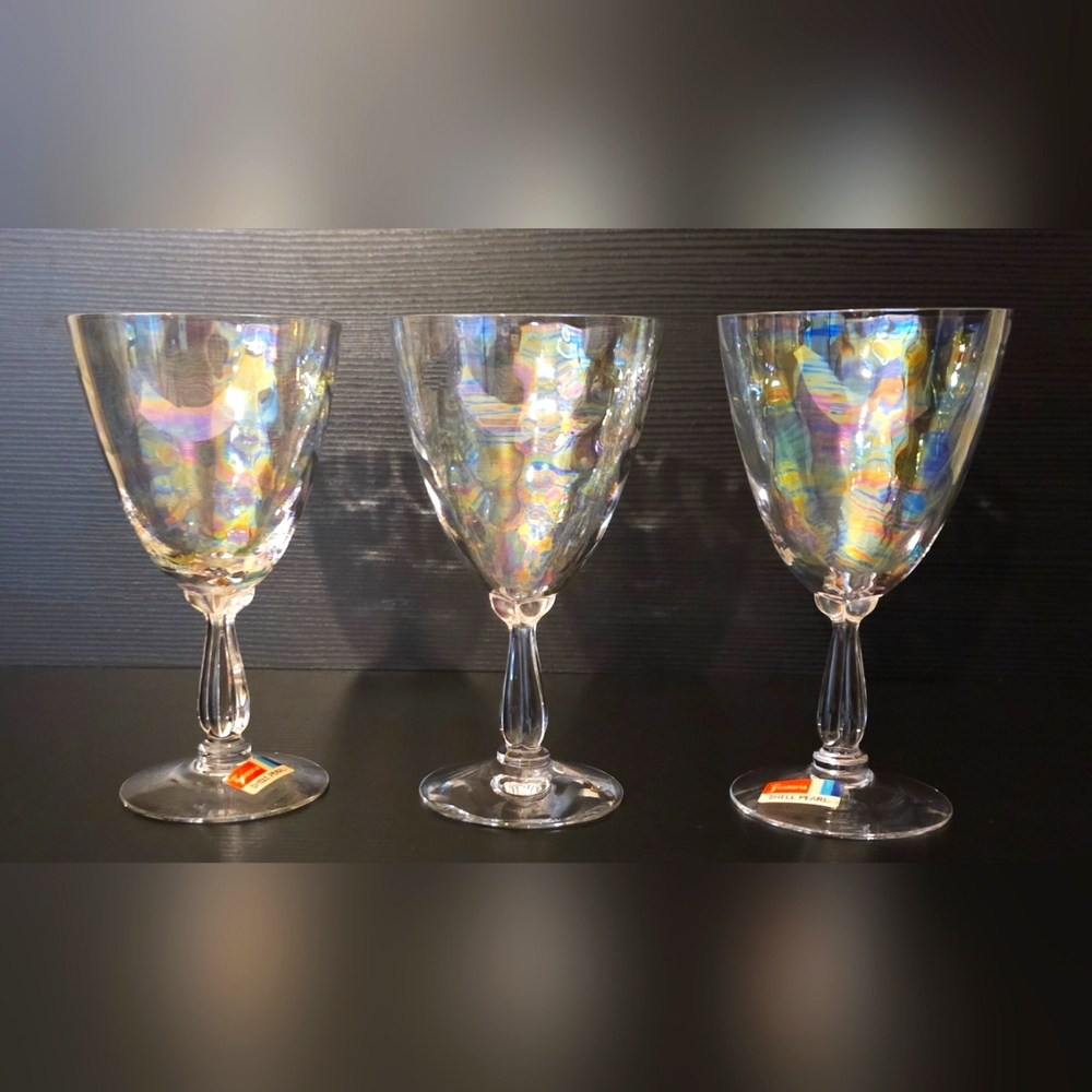 FOSTORIA SHELL PEARL VINTAGE WINE GOBLET | 8oz